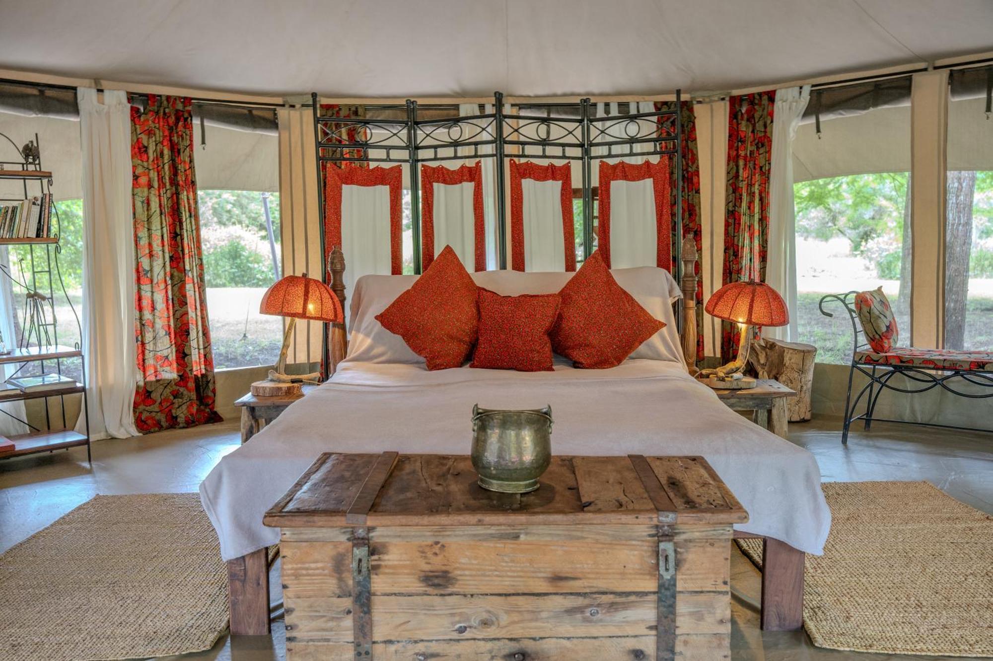 Dolly Farm & River Camp, Luxury Tents Usa River Екстериор снимка